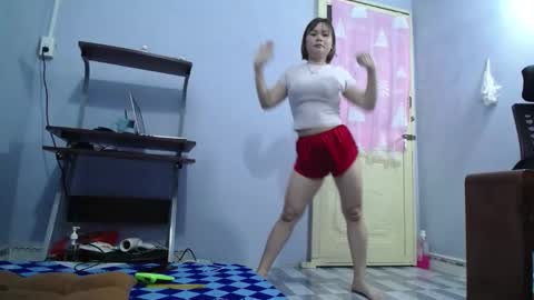 bigpussy_92 online show from January 6, 9:18 pm