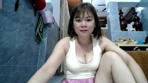 Snapshot of bigpussy_92 chatting on July 1, 8:30 pm bigpussy_92 online show from July 1, 8:30 pm