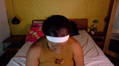 bigroundbooty_ online show from June 25, 8:13 pm