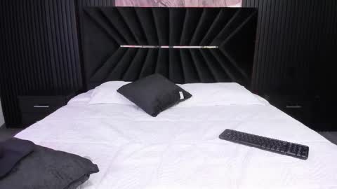 Snapshot of bigsexxyass chatting on October 10, 12:04 pm Zayra online show from October 10, 12:04 pm