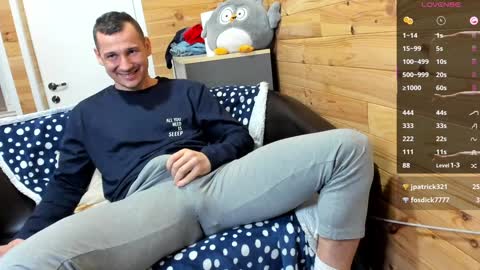 Snapshot of bigsshark chatting on February 7, 6:02 pm bigsshark online show from February 7, 6:02 pm