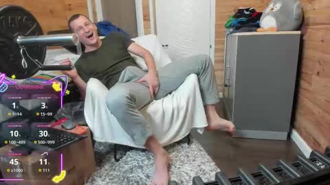 Snapshot of bigsshark chatting on November 3, 9:59 pm bigsshark online show from November 3, 9:59 pm