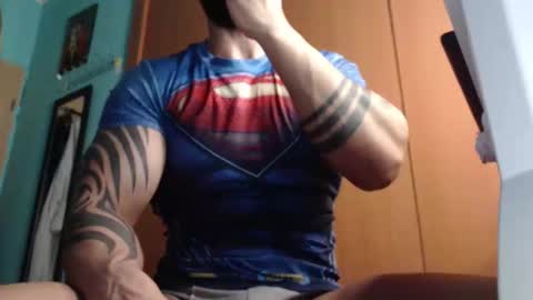 Snapshot of bigstallone chatting on November 2, 12:02 am BigStallion online show from November 2, 12:02 am