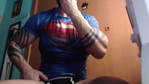 Snapshot of bigstallone chatting on November 4, 11:59 pm BigStallion online show from November 4, 11:59 pm