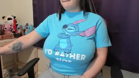 Snapshot of bigt3ti chatting on January 11, 1:59 am Nubia online show from January 11, 1:59 am