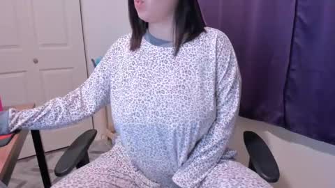 Snapshot of bigt3ti chatting on January 21, 2:22 am Nubia online show from January 21, 2:22 am