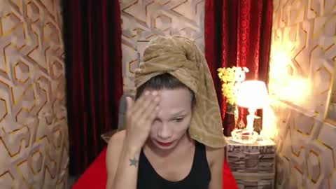 Snapshot of bigthickcock69xx chatting on November 9, 9:51 am sophia online show from November 9, 9:51 am