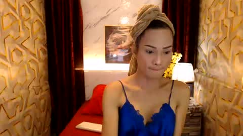 Snapshot of bigthickcock69xx chatting on July 8, 10:09 am sophia online show from July 8, 10:09 am