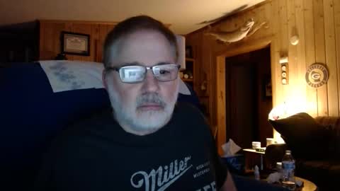 Snapshot of bigthicksatisfying2 chatting on February 2, 8:13 am bigthicksatisfying2 online show from February 2, 8:13 am