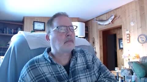 Snapshot of bigthicksatisfying2 chatting on March 2, 11:00 pm bigthicksatisfying2 online show from March 2, 11:00 pm