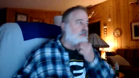 Snapshot of bigthicksatisfying2 chatting on June 2, 2:46 am bigthicksatisfying2 online show from June 2, 2:46 am