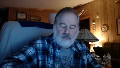 Snapshot of bigthicksatisfying2 chatting on June 7, 6:06 am bigthicksatisfying2 online show from June 7, 6:06 am