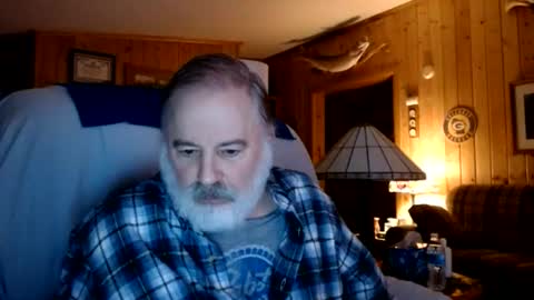 Snapshot of bigthicksatisfying2 chatting on June 12, 2:10 am bigthicksatisfying2 online show from June 12, 2:10 am