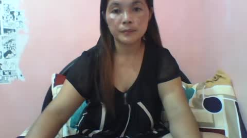 Snapshot of bigtits_24 chatting on June 18, 12:22 am bigtits_24 online show from June 18, 12:22 am