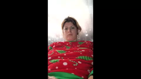 bigtitslala online show from December 3, 11:30 am