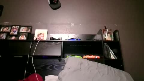 Snapshot of bigwhitecock2008 chatting on February 17, 12:18 am bigwhitecock2008 online show from February 17, 12:18 am