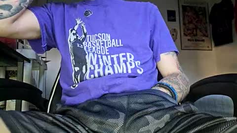 Snapshot of bigwhited2115 chatting on November 11, 11:38 pm Onlyfans redheadedwhitedick online show from November 11, 11:38 pm