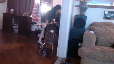 bigwoodman831 online show from April 16, 4:30 pm