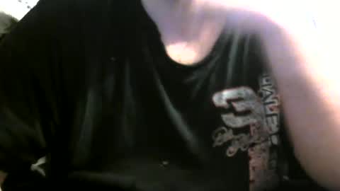 Snapshot of bigxcountry_39 chatting on December 18, 12:27 am bigxcountry_39 online show from December 18, 12:27 am