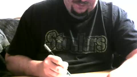 Snapshot of bigxcountry_39 chatting on December 20, 1:02 am bigxcountry_39 online show from December 20, 1:02 am