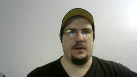 Snapshot of bigxcountry_39 chatting on February 11, 2:05 am bigxcountry_39 online show from February 11, 2:05 am