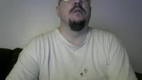 Snapshot of bigxcountry_39 chatting on February 16, 3:57 am bigxcountry_39 online show from February 16, 3:57 am