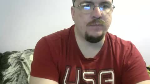 Snapshot of bigxcountry_39 chatting on February 20, 2:52 am bigxcountry_39 online show from February 20, 2:52 am