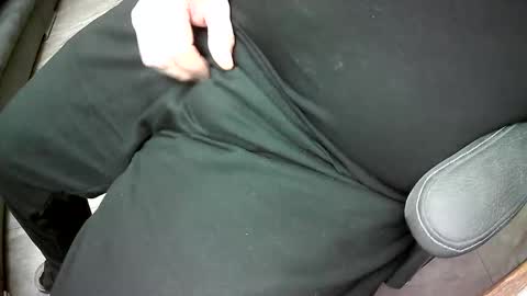 Snapshot of bikeman17 chatting on February 2, 8:41 pm bikeman17 online show from February 2, 8:41 pm