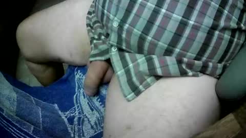 Snapshot of bikeman17 chatting on November 4, 6:51 pm bikeman17 online show from November 4, 6:51 pm