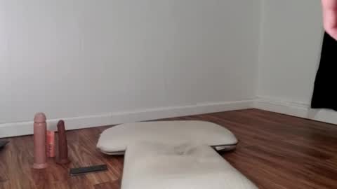 Snapshot of bilie11 chatting on February 21, 9:38 pm Bilie online show from February 21, 9:38 pm