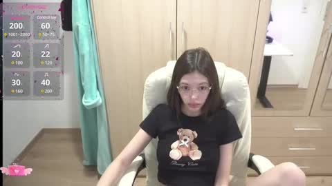 Snapshot of billly1love chatting on February 10, 5:03 am billy1love online show from February 10, 5:03 am