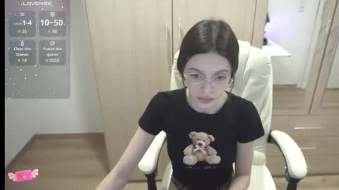 Snapshot of billly1love chatting on February 12, 2:45 am billy1love online show from February 12, 2:45 am