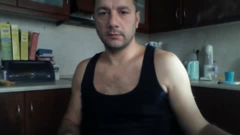 Snapshot of billos26 chatting on December 15, 8:29 am billys greece online show from December 15, 8:29 am