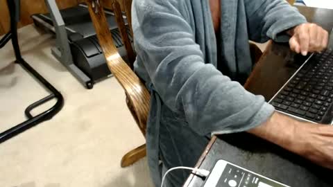 billy471 online show from June 26, 5:39 pm