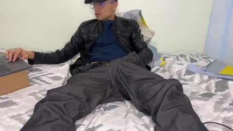 billy_magteo online show from August 9, 3:23 am