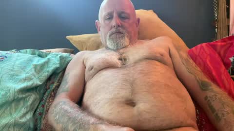Snapshot of billyd121 chatting on June 17, 12:50 pm b----1213 online show from June 17, 12:50 pm