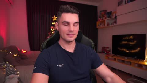 Snapshot of billypassion chatting on December 2, 12:51 pm BillyPassion online show from December 2, 12:51 pm