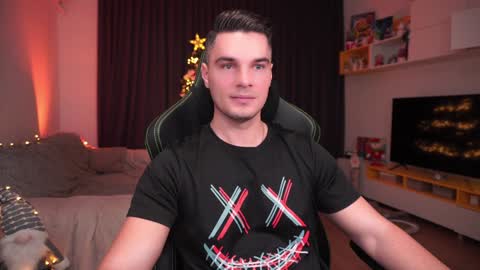 Snapshot of billypassion chatting on December 4, 5:49 am BillyPassion online show from December 4, 5:49 am