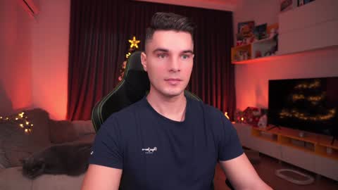 Snapshot of billypassion chatting on December 21, 10:39 am BillyPassion online show from December 21, 10:39 am