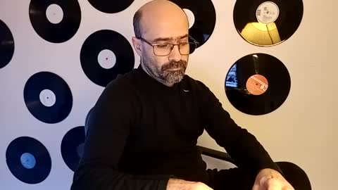 Snapshot of bilmapiedradura chatting on February 26, 9:37 pm Bill online show from February 26, 9:37 pm