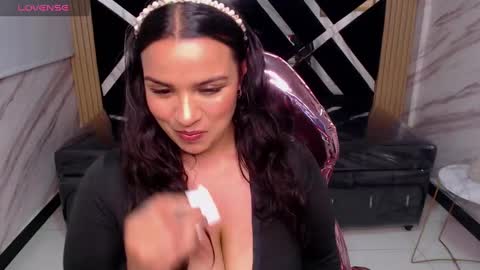 Snapshot of bily_takure_v chatting on March 11, 4:32 am Live 1000pm 600am COLOMBIAN HOUR online show from March 11, 4:32 am