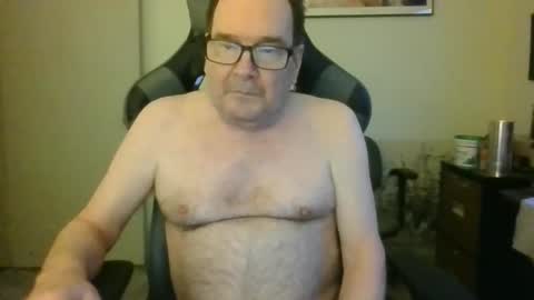 Snapshot of bink195234 chatting on November 16, 9:31 pm Bink195234 online show from November 16, 9:31 pm