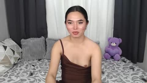 Kate online show from March 19, 5:06 pm