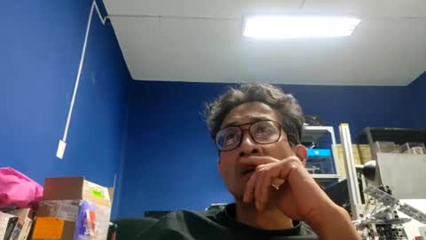 Snapshot of bisexmangenx chatting on July 9, 10:36 pm Manu O online show from July 9, 10:36 pm