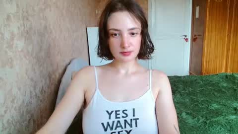 Snapshot of bitch_little_ass chatting on August 1, 9:52 am Carol online show from August 1, 9:52 am