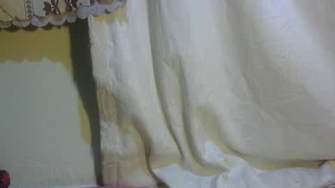 Snapshot of bitchcam_ chatting on November 14, 5:50 am bitchcam_ online show from November 14, 5:50 am