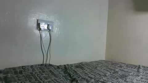 Snapshot of bitchcam_ chatting on November 21, 7:40 am bitchcam_ online show from November 21, 7:40 am