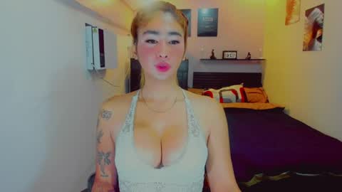 3 online show from April 26, 6:16 pm