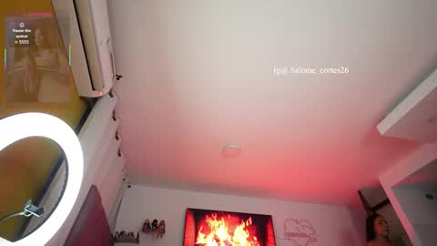 Snapshot of bitchysalome chatting on January 14, 10:47 pm bitchysalome online show from January 14, 10:47 pm