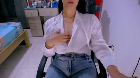 bittermomxxx online show from June 27, 6:13 pm